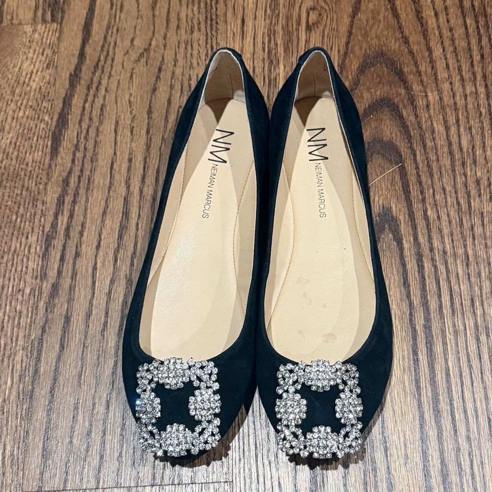 $185 Neiman Marcus Women's Black Suede Embellished Ballet Flats Size US 7.5M